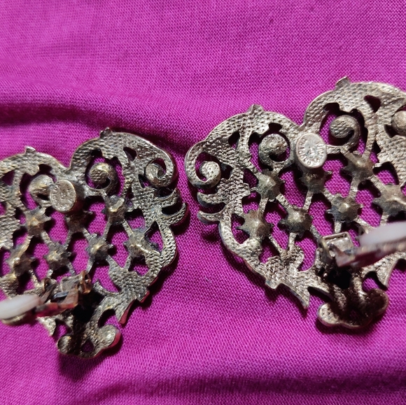VTG Jose Barrera for Avon clip on earrings - Picture 3 of 3